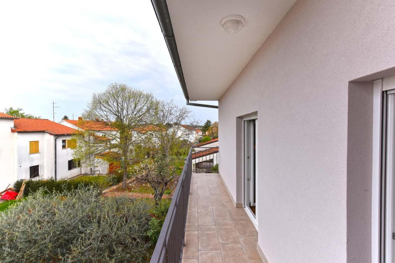 Brezac Olive Garden Apartment Fažana Eksteriør billede